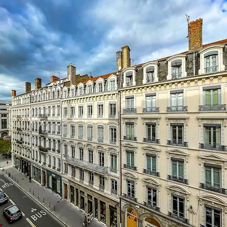 Allinlyon | Charme & Prestige 2 Apartamento *